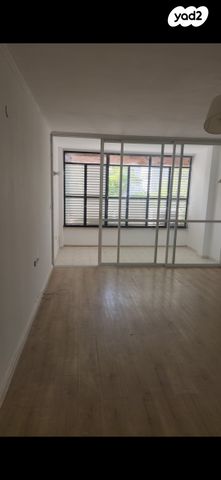 דירה, אריה שנקר 21, אגרובנק, חולון