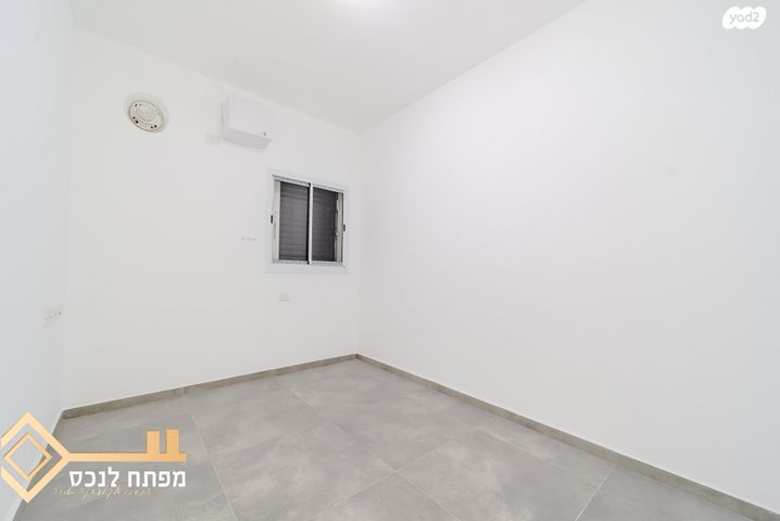 דירה, אריאל שרון, נווה שרון / שער העיר, נתיבות