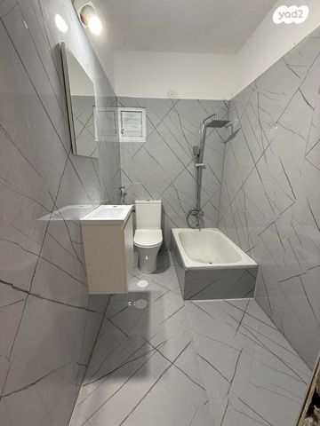 דירה, אגריפס, מחנה יהודה - לב העיר, ירושלים