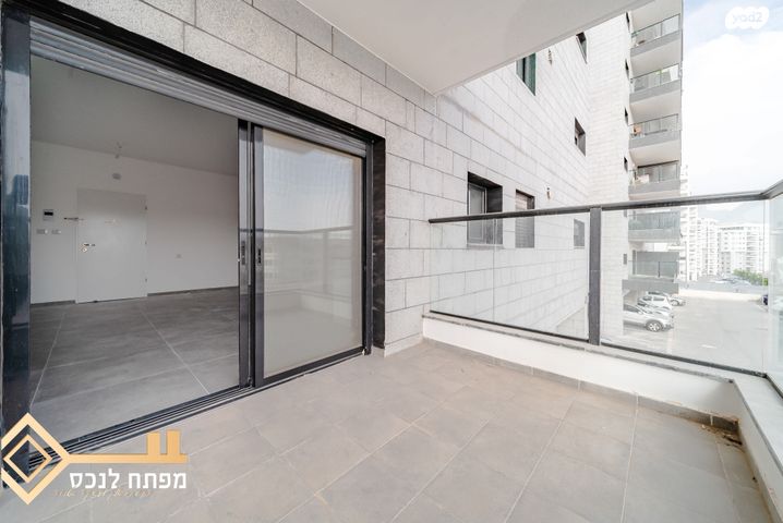 דירה, אריאל שרון, נווה שרון / שער העיר, נתיבות