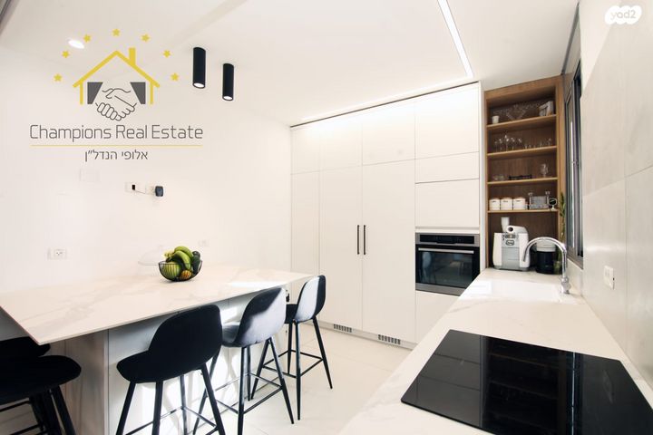 בית פרטי/ קוטג', שמורת נחל שניר, אגמים, נתניה