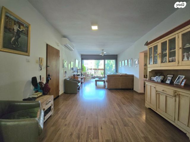 דירה, הכרמל, מרכז, כפר סבא