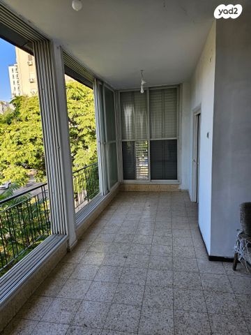 הרבי מקארלין 