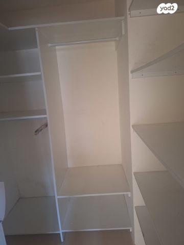 דירה, הרצליה