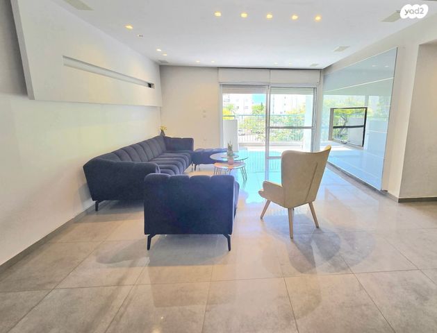 דירה, העסיס, קרית כרמים, ראשון לציון