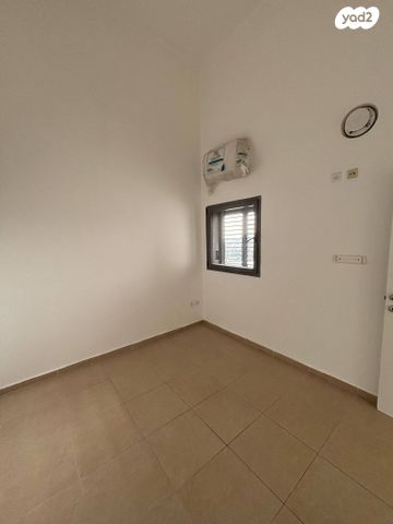 גג/ פנטהאוז, שכונת גפן, רמת גן