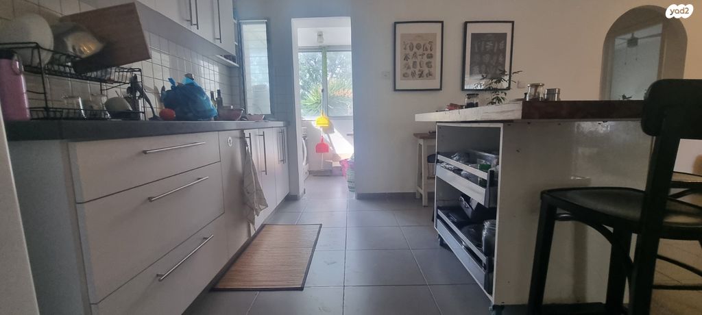 דירת גן, קיסריה