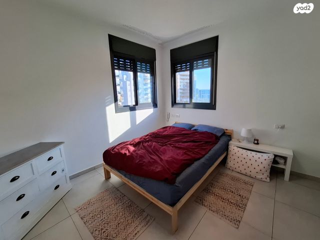 דירה, אהבת אדם, שרונה, כפר יונה