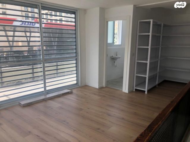 דירה, שונצינו, מונטיפיורי, הרכבת, תל אביב יפו