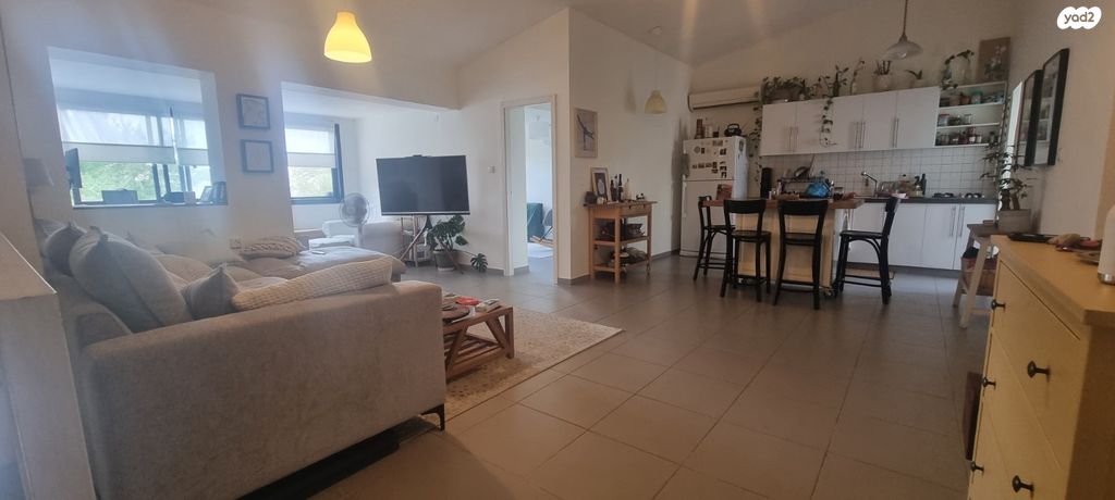 דירת גן, קיסריה