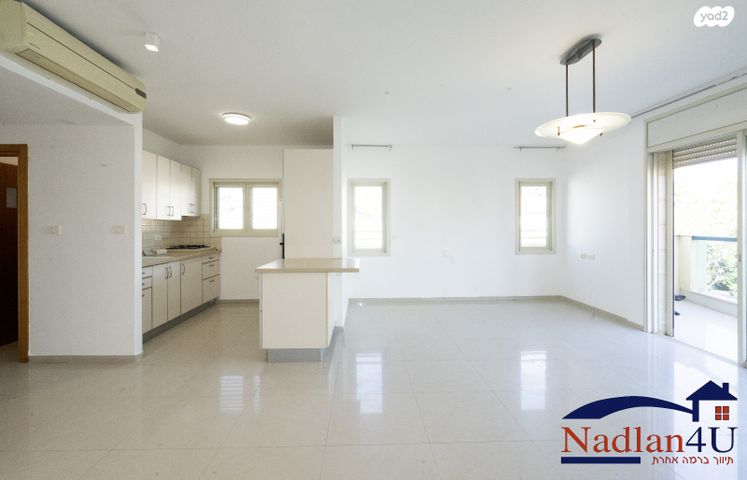 גג/ פנטהאוז, ההסתדרות, הרצליה הצעירה, הרצליה