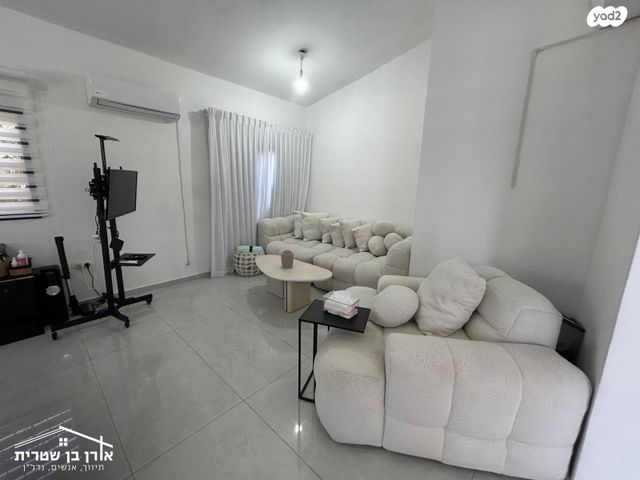 בית פרטי/ קוטג', לוזית