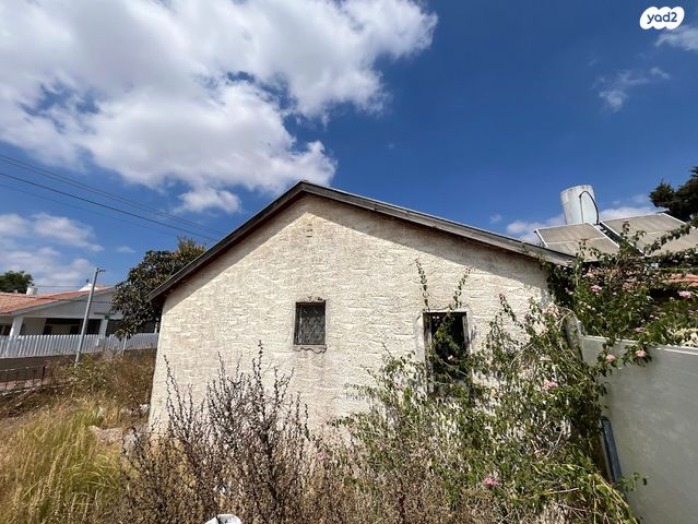 מגרשים, המלכים, קפלן, בנה ביתך, כפר סבא