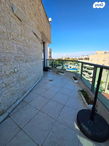 גג/ פנטהאוז, שלמה סקולסקי, נווה זאב, נאות אילן, באר שבע