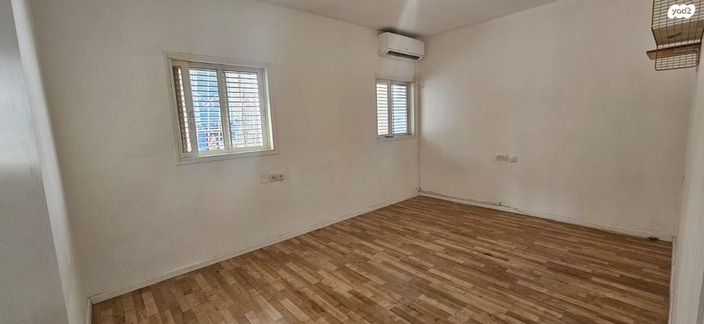 גג/ פנטהאוז, הרב קפאח, גרין ועם, חולון