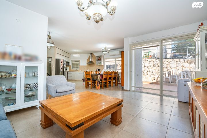 בית פרטי/ קוטג', גבעת ביל"ו, חדרה