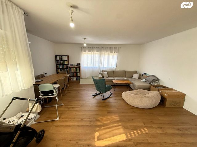 דירה, צה"ל 13, רובע ג', אריאל