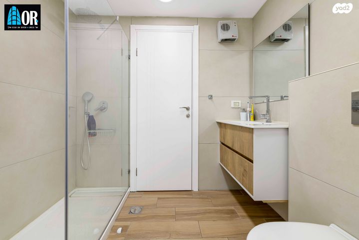 דירת גן, פארק המושבה, באר יעקב