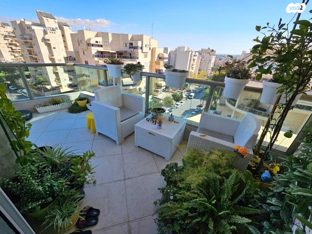 גג/ פנטהאוז, שלמה סקולסקי, נווה זאב, נאות אילן, באר שבע