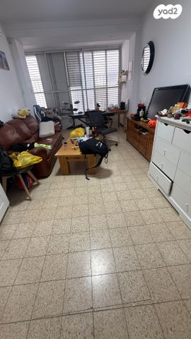 דירה, יחזקאל דנין 21, לב העיר, בת ים