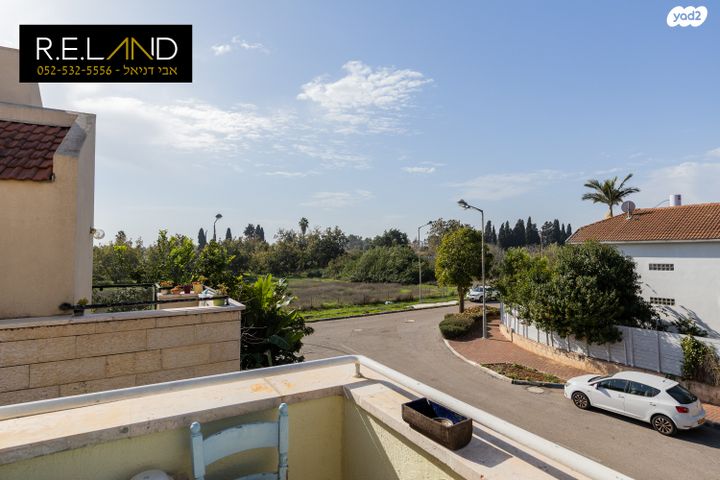 דו משפחתי, פרדס חנה כרכור