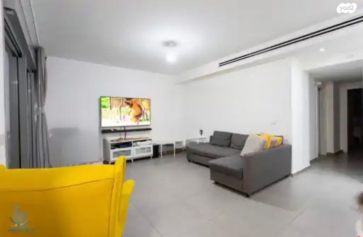 דירה, גדרה מזרח, גדרה