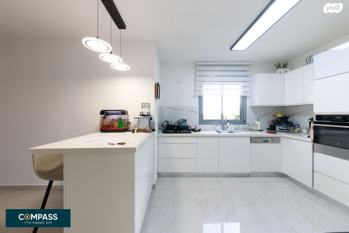 דירה, שושנה דמארי, קרית האמנים, מצליח, רמלה