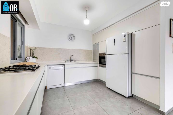 דירה, נאות רבין, יבנה