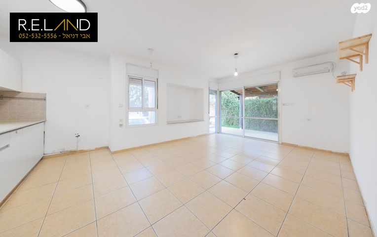 דו משפחתי, פרדס חנה כרכור