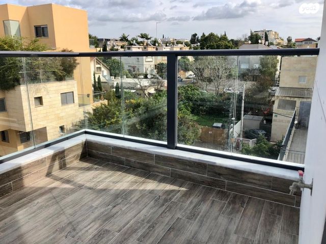 גג/ פנטהאוז, רמת השרון