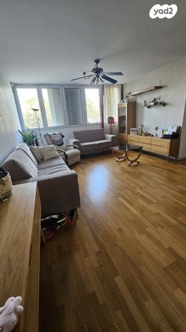 דרך המשחררים 24