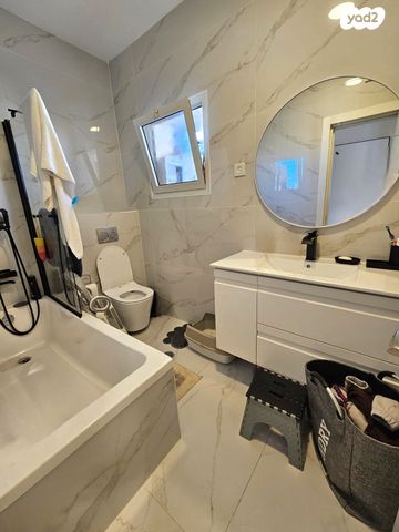 גג/ פנטהאוז, שלמה סקולסקי, נווה זאב, נאות אילן, באר שבע