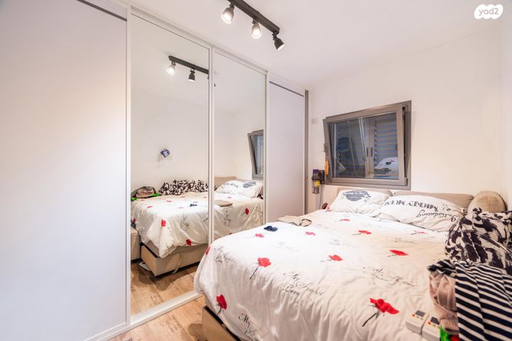 דירה, אריה לוין, פתח תקווה