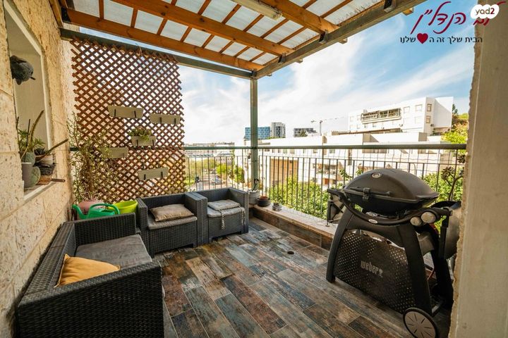 דירה, עמק דותן, הנחלים, מודיעין מכבים רעות