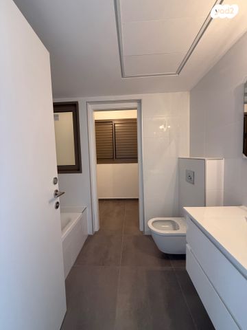 דירה, בורוכוב 5, צפון מערב מרכז העיר, נתניה