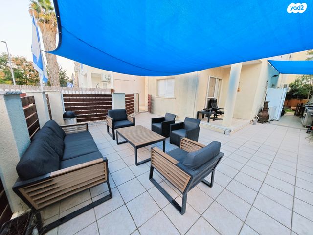 דירת גן, דרך הציונות 36, אריאל