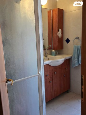 דירה, הרב בר שאול, רחובות