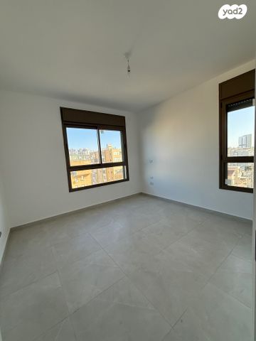 דירה, בורוכוב 5, צפון מערב מרכז העיר, נתניה