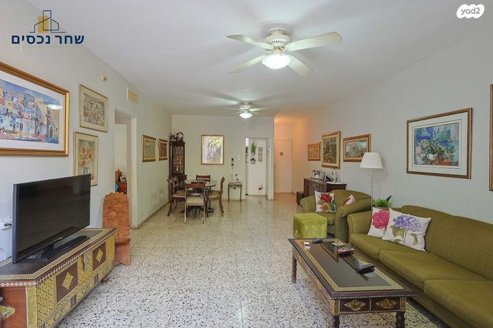 דירה, פועלים א, כפר סבא