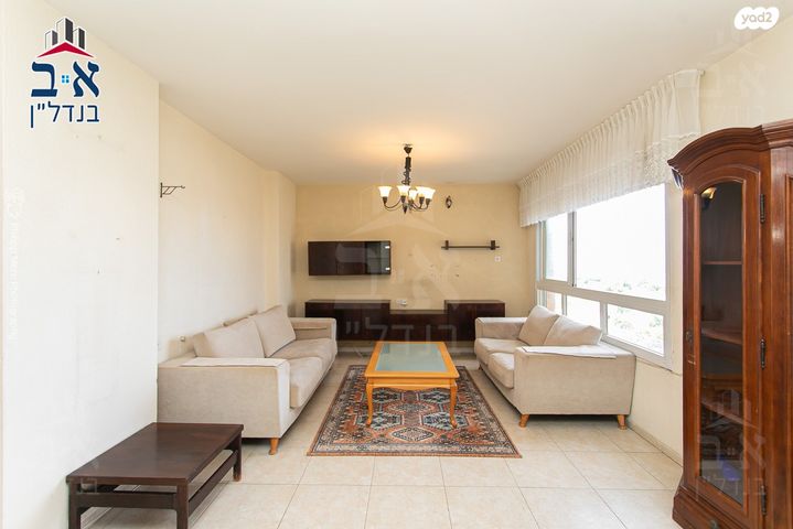 דירה, דרך אלנבי, קרית אליעזר, חיפה