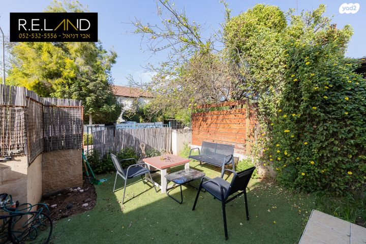 דו משפחתי, פרדס חנה כרכור