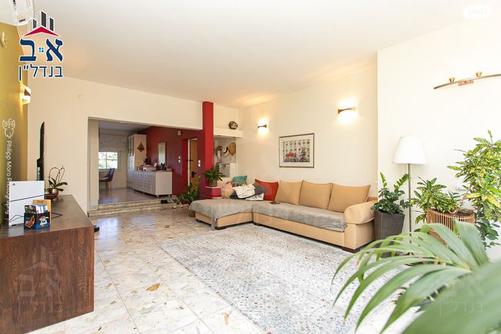 דירה, דרך הים, כרמל מערבי, חיפה