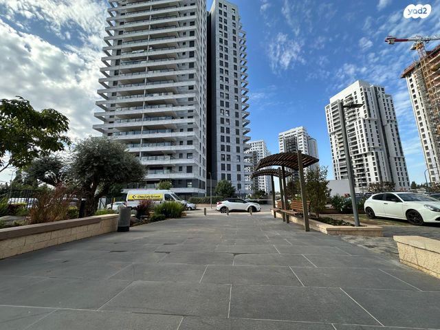 דירה, הוד השרון