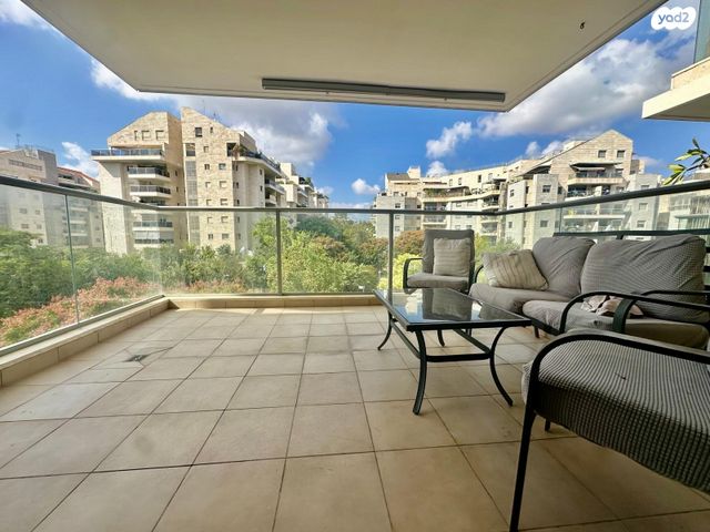 לאה ודוד לונברג 