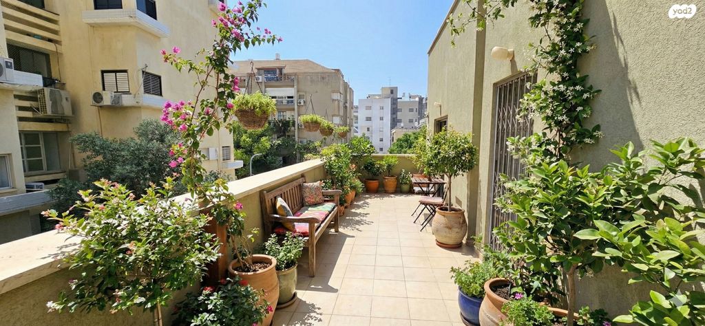 דירה, מגדיאל, הוד השרון