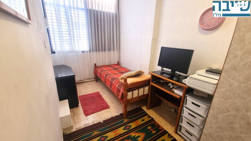 דירה, אחד העם, א' / צפון מזרח העיר, רחובות