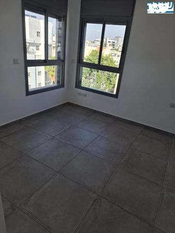 דירה, אחים קיבוביץ', ב' / צפון מערב העיר, רחובות