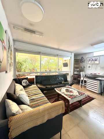 דירה, יוסף פעמוני, בבלי, תל אביב יפו