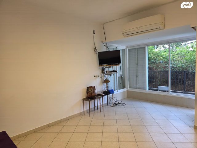 דירת גן, שכונת גפן, רמת גן