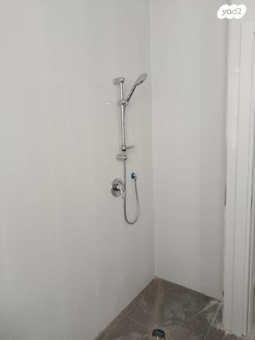 דירה, גינוסר 10, דרום מערב ותיק, בת ים